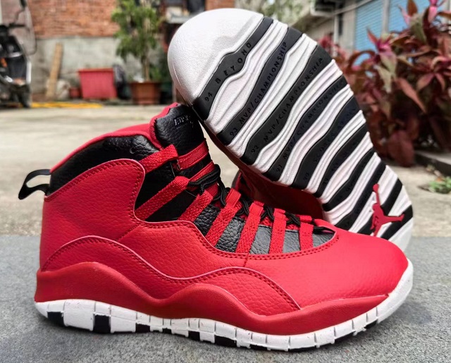 Air Jordan 10 Retro 2024 X Bulls Over Broadway